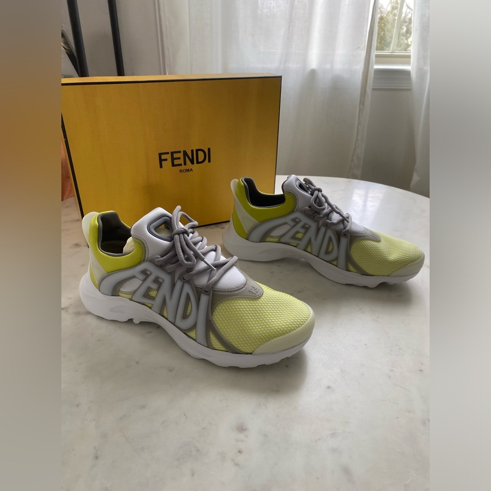 Fendi - Tag Sneaker, men’s size 10, women’s size 11 (UK 9) - Picture 7 of 14